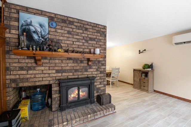 2691 MAYLINE DRIVE, Green Bay, WI 54311