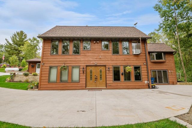 2691 MAYLINE DRIVE, Green Bay, WI 54311