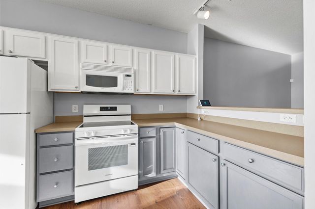 7413 Zane Avenue N, Brooklyn Park, MN 55443