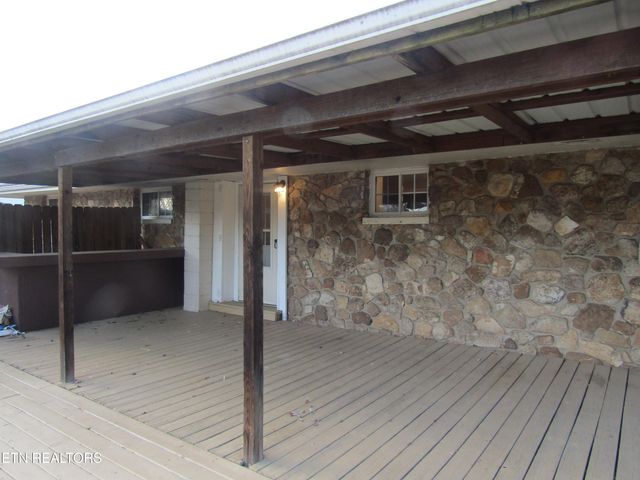 2718 Mayfield Drive, Talbott, TN 37877