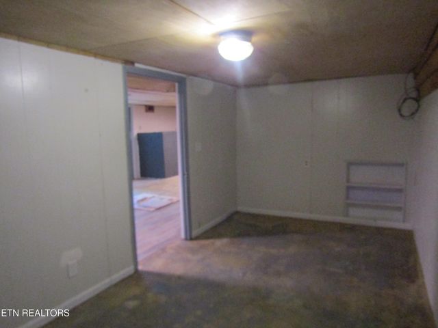 2718 Mayfield Drive, Talbott, TN 37877