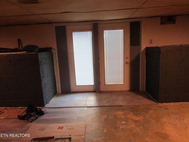 2718 Mayfield Drive, Talbott, TN 37877