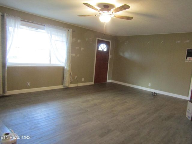 2718 Mayfield Drive, Talbott, TN 37877