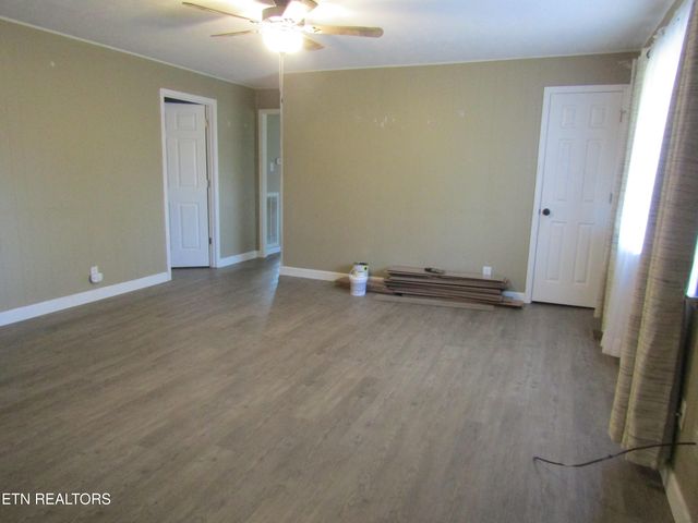 2718 Mayfield Drive, Talbott, TN 37877