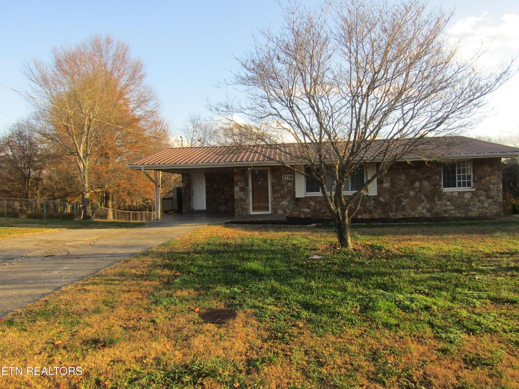 2718 Mayfield Drive, Talbott, TN 37877