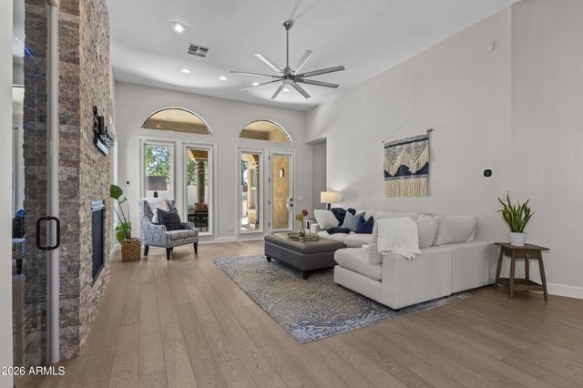 3449 E LIONS Street, Phoenix, AZ 85018