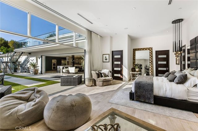 207 SADDLEBOW Road, Bell Canyon, CA 91307