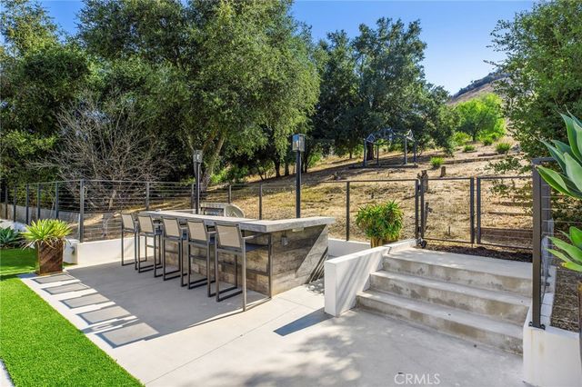 207 SADDLEBOW Road, Bell Canyon, CA 91307