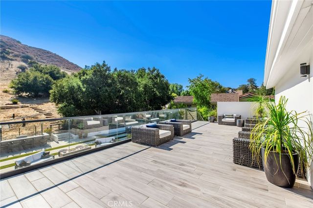207 SADDLEBOW Road, Bell Canyon, CA 91307