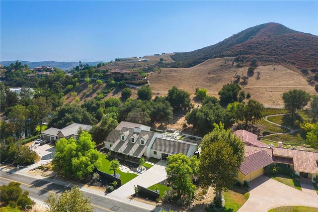 207 SADDLEBOW Road, Bell Canyon, CA 91307