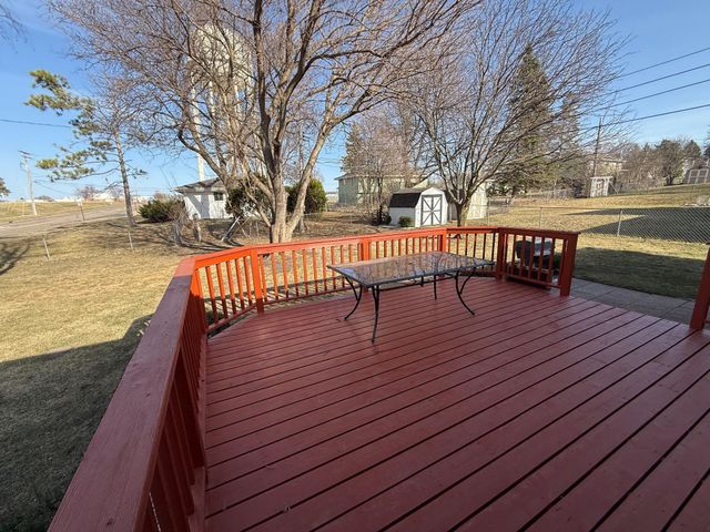 4654 Boone Avenue N, New Hope, MN 55428