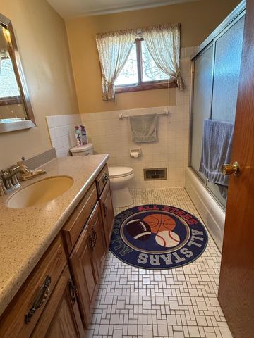 4654 Boone Avenue N, New Hope, MN 55428