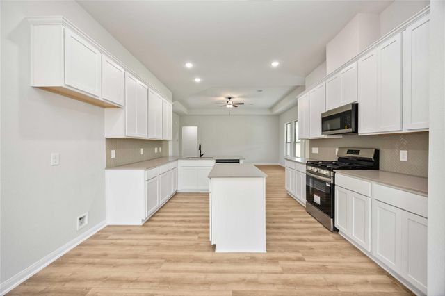 460 Barton Place Drive, Tarkington, TX 77327