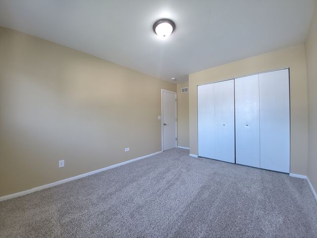 913 Dartmouth Avenue, Matteson, IL 60443