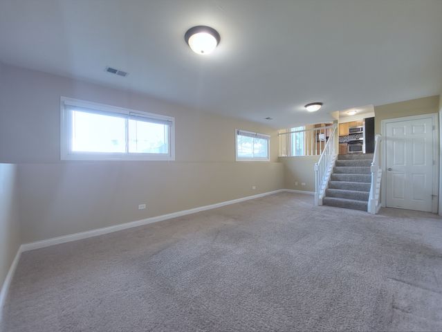 913 Dartmouth Avenue, Matteson, IL 60443