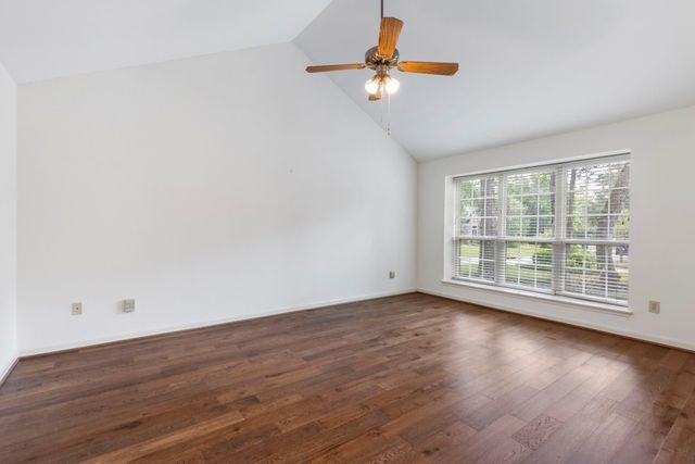 59 Fire Flicker Place, The Woodlands, TX 77381