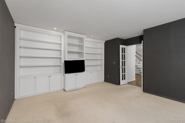 4768 Wendrick Drive, West Bloomfield Charter Township, MI 48323