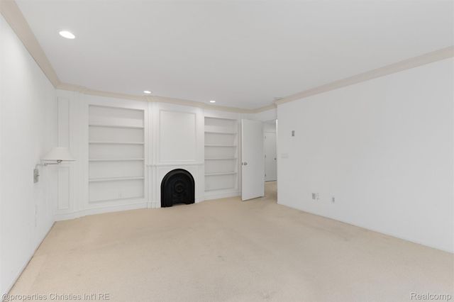 4768 Wendrick Drive, West Bloomfield Charter Township, MI 48323