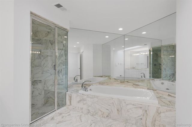 4768 Wendrick Drive, West Bloomfield Charter Township, MI 48323