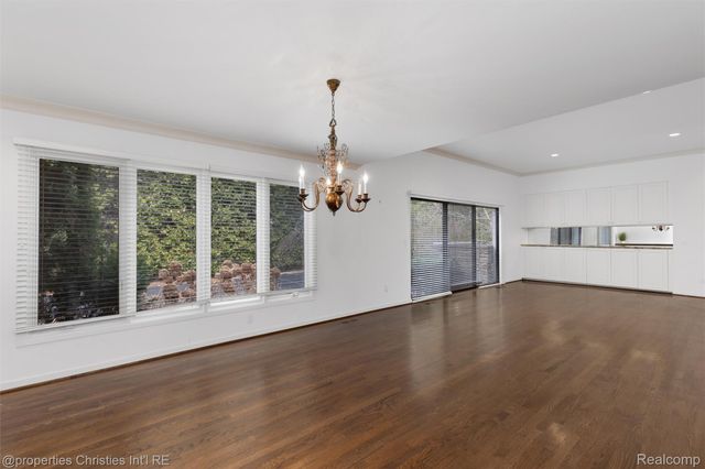 4768 Wendrick Drive, West Bloomfield Charter Township, MI 48323