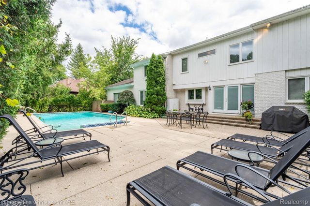 4768 Wendrick Drive, West Bloomfield Charter Township, MI 48323