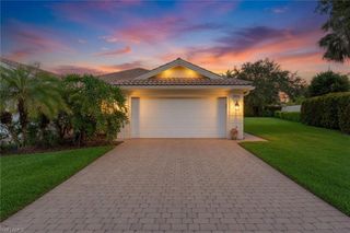 3210 Barbados LN, Naples, FL 34119