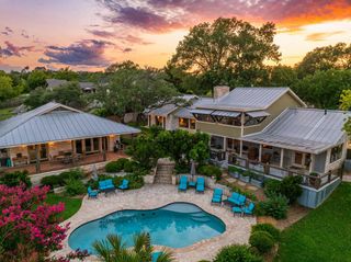 407 Spring Mill Dr, Kerrville, TX 78028