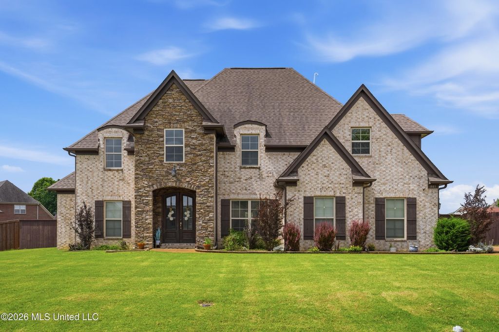 1885 Daffodil Drive, Southaven, MS 38672 — exterior