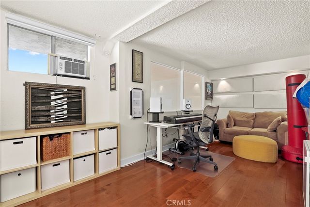 3565 Linden Avenue 323, Long Beach, CA 90807