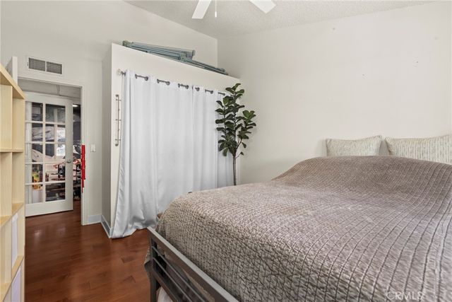 3565 Linden Avenue 323, Long Beach, CA 90807