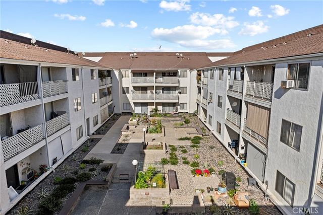 3565 Linden Avenue 323, Long Beach, CA 90807