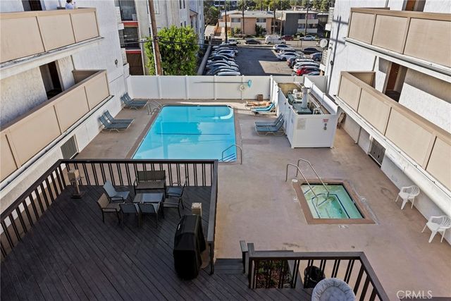 3565 Linden Avenue 323, Long Beach, CA 90807