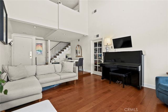 3565 Linden Avenue 323, Long Beach, CA 90807