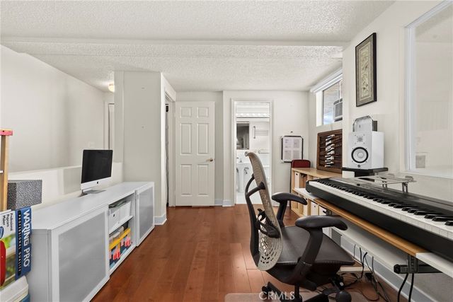 3565 Linden Avenue 323, Long Beach, CA 90807