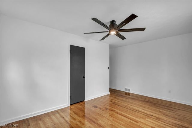 421 E 255th, Euclid, OH 44132