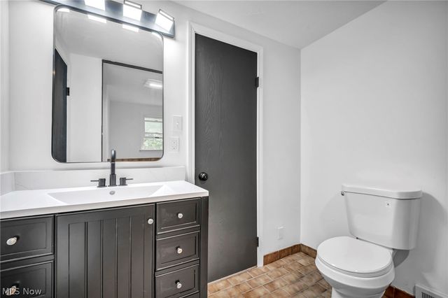 421 E 255th, Euclid, OH 44132