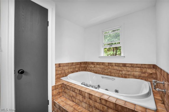 421 E 255th, Euclid, OH 44132