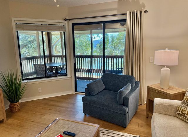 410 Melrose Pl Apt 206, Myrtle Beach, SC 29572