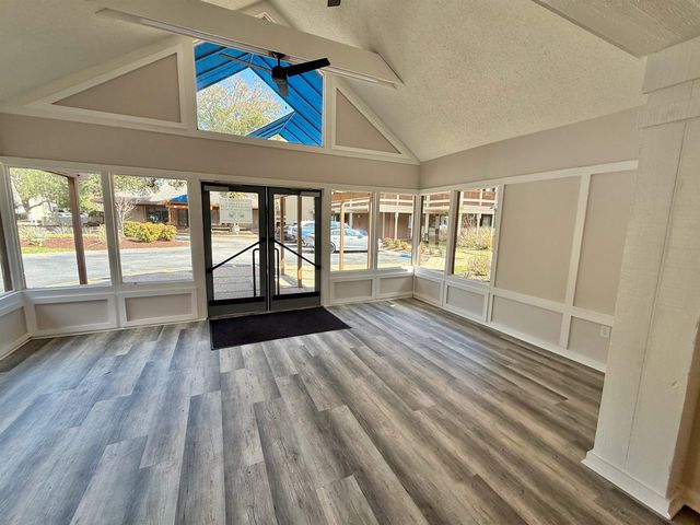 410 Melrose Pl Apt 206, Myrtle Beach, SC 29572