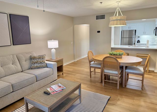 410 Melrose Pl Apt 206, Myrtle Beach, SC 29572