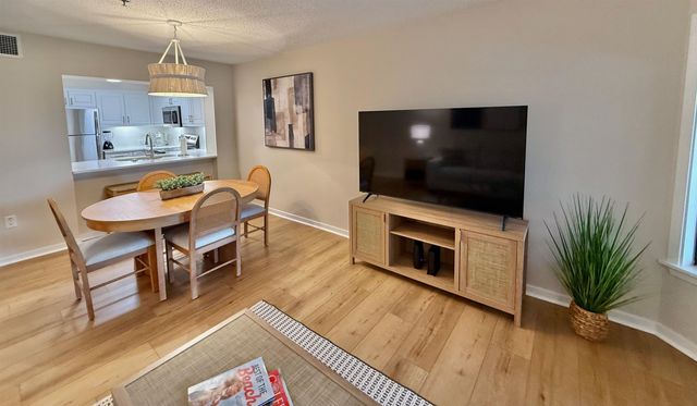 410 Melrose Pl Apt 206, Myrtle Beach, SC 29572