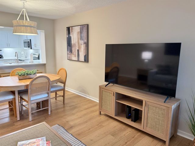 410 Melrose Pl Apt 206, Myrtle Beach, SC 29572