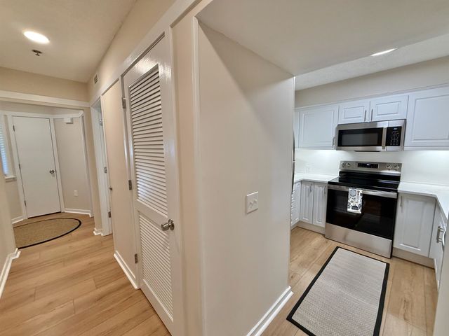 410 Melrose Pl Apt 206, Myrtle Beach, SC 29572