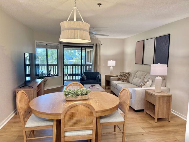 410 Melrose Pl Apt 206, Myrtle Beach, SC 29572