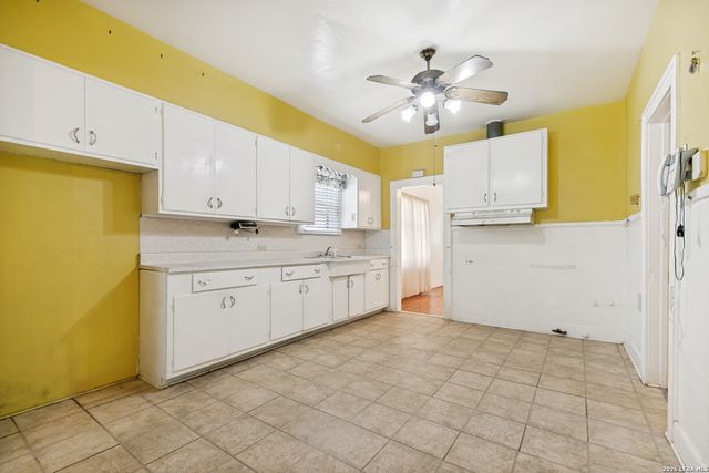230 W High, San Antonio, TX 78210