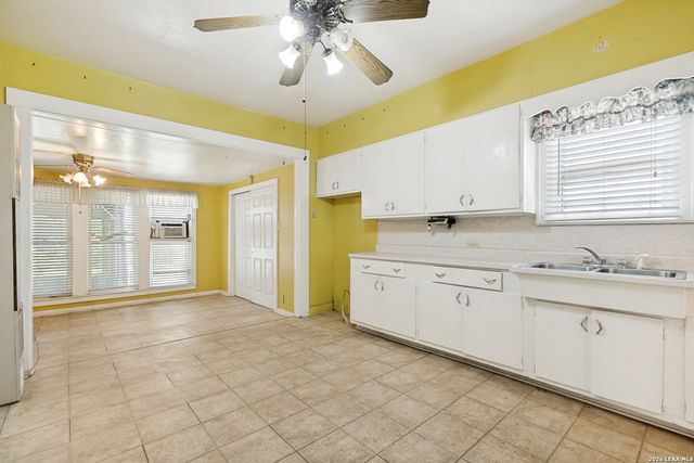 230 W High, San Antonio, TX 78210