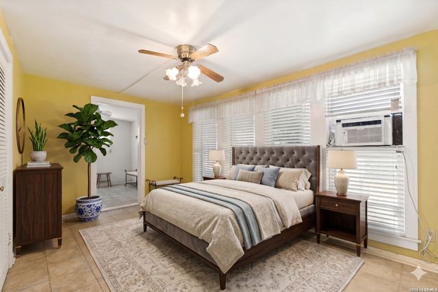 230 W High, San Antonio, TX 78210