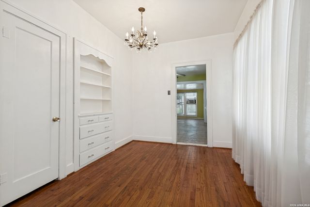 230 W High, San Antonio, TX 78210