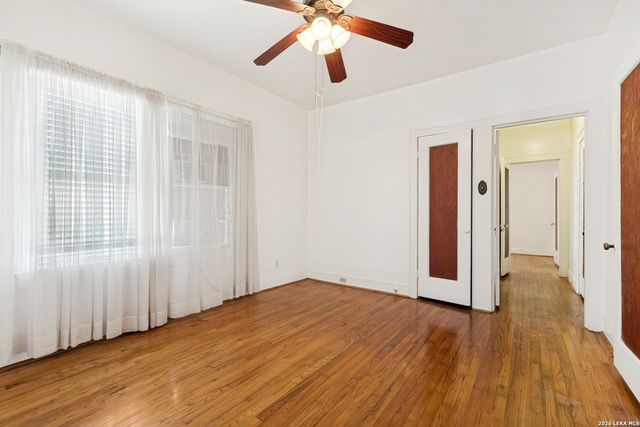 230 W High, San Antonio, TX 78210