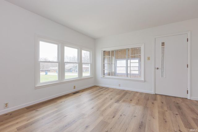 514 W 11th Street, Jonesboro, IN 46938